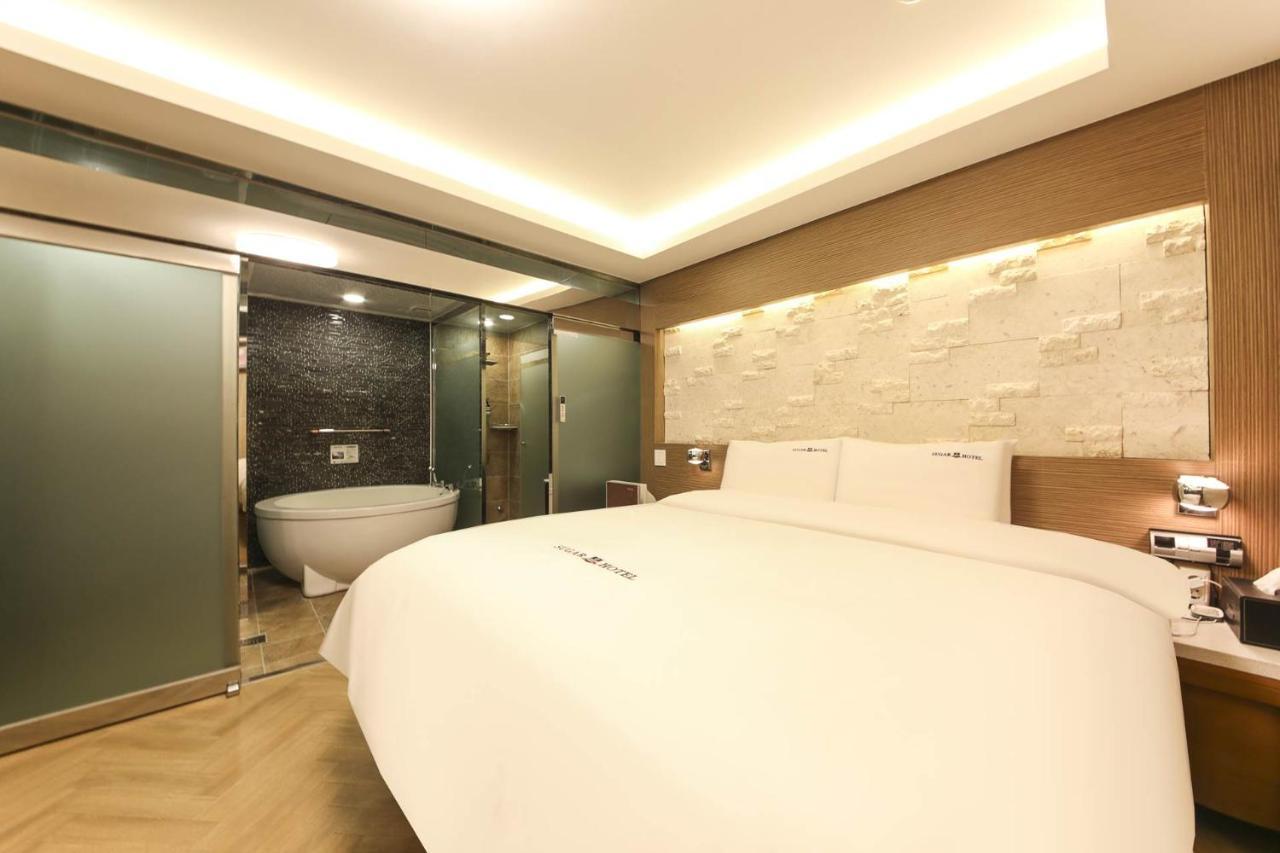 Sugar Hotel Gyeongju Zewnętrze zdjęcie